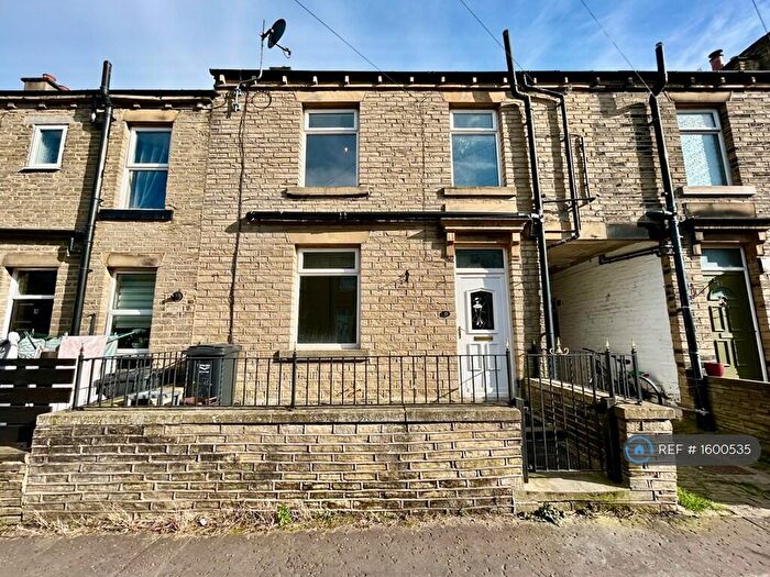 2 Bedroom Terraced House To Rent In Manley Street, Brighouse, HD6