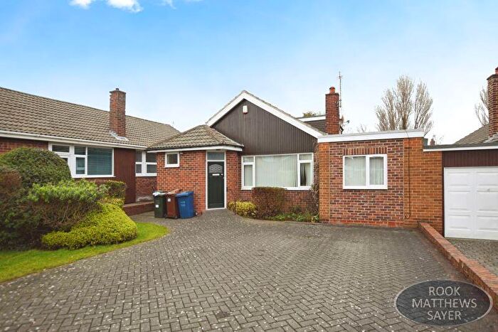 3 Bedroom Bungalow To Rent In Briardene Crescent, Newcastle Upon Tyne, NE3