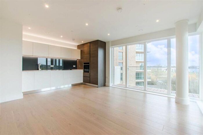 2 Bedroom Apartment To Rent In Cobham House, SE3