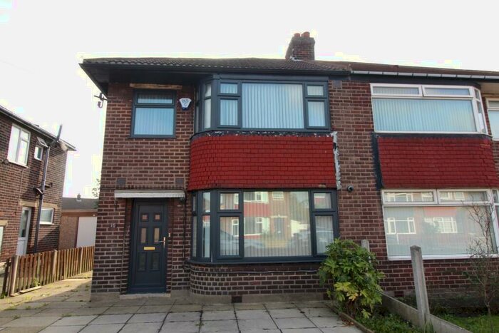 3 Bedroom House To Rent In Chatsworth Road, Pudsey, LS28
