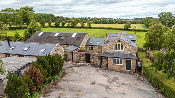 4 Bedroom Farm House For Sale In New Buildings Farm, Weedling Gate, Stutton, Tadcaster, LS24