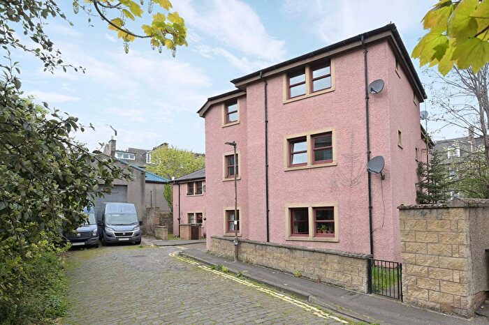 2 Bedroom Flat For Sale In Hopefield Terrace, Leith, Edinburgh, EH6