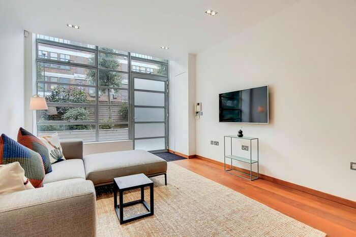 1 Bedroom Flat To Rent In Bayham Street, Camden Town, London, NW1