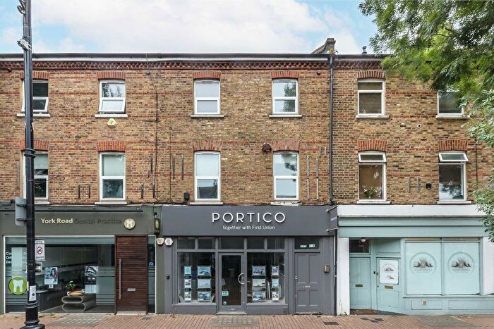 2 Bedroom Flat For Sale In Old York Road, Wandsworth, SW18
