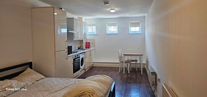 Studio To Rent In City House, Cranbrook Road, Ilford, IG1