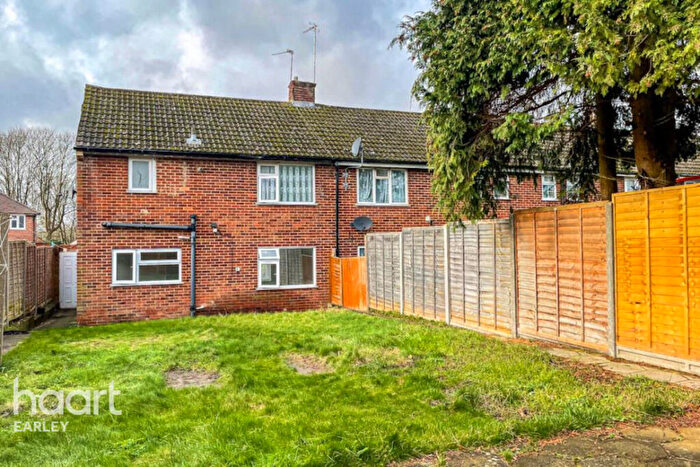 3 Bedroom Semi-Detached House To Rent In Rosedale Crescent, Reading, RG6
