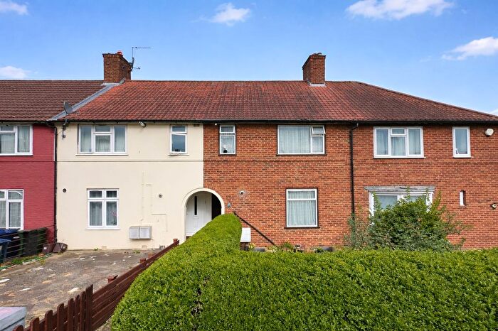 3 Bedroom Terraced House For Sale In Goldbeaters Grove, Edgware, HA8