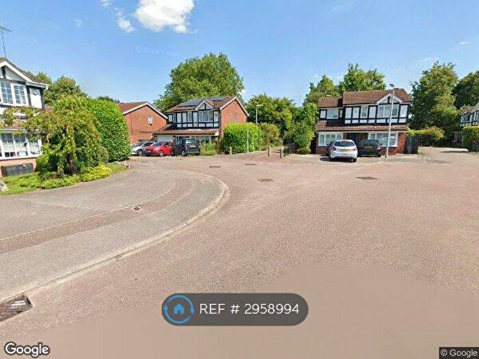 4 Bedroom Detached House To Rent In Milton Way, Dunstable, LU5