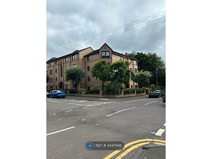 2 Bedroom Flat To Rent In Ingleby Drive, Glasgow, G31