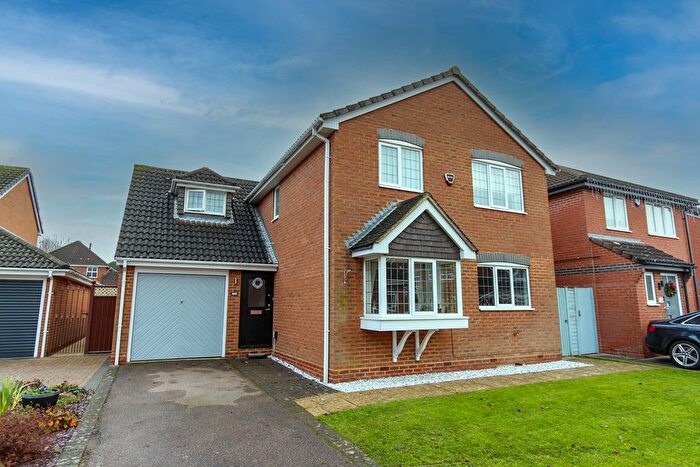 4 Bedroom Detached House For Sale In Larchwood Close, Wellingborough, NN8