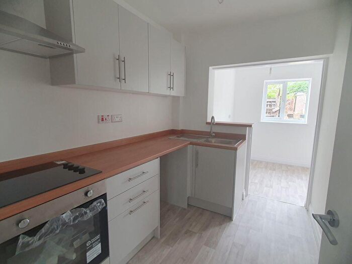 3 Bedroom Semi-Detached House To Rent In Stud Lane, Stechford, B33