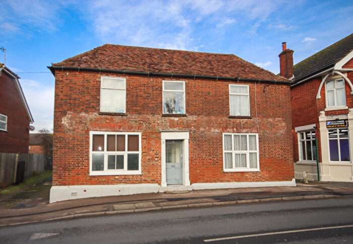 6 Bedroom Detached House For Sale In High Street, Newington, ME9