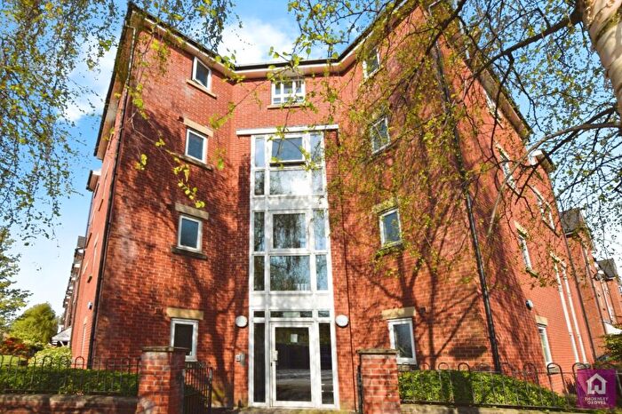 2 Bedroom Flat To Rent In Chorlton Road, Hulme, Manchester, M15