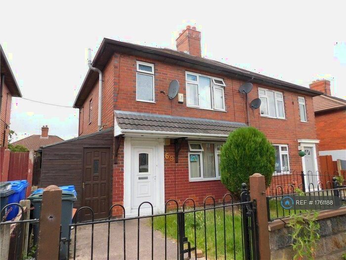 3 Bedroom Semi-Detached House To Rent In Bryant Road, Stoke-On-Trent, ST2