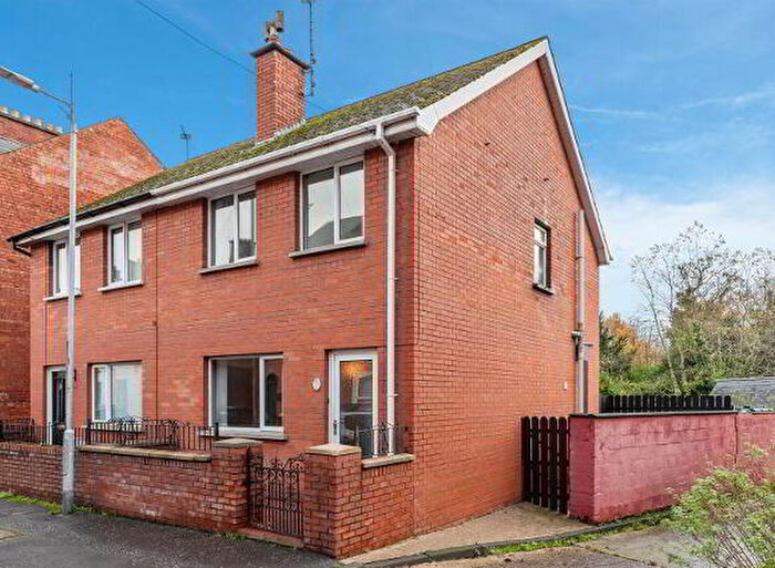 3 Bedroom Semi-Detached House For Sale In Castleton Gardens, Belfast, BT15