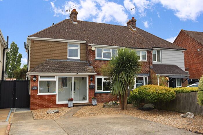 3 Bedroom Semi-Detached House For Sale In Cheney Road, Faversham, ME13