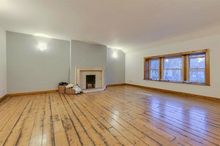 3 Bedroom Flat To Rent In Bacup Road, Rawtenstall, Rossendale BB4