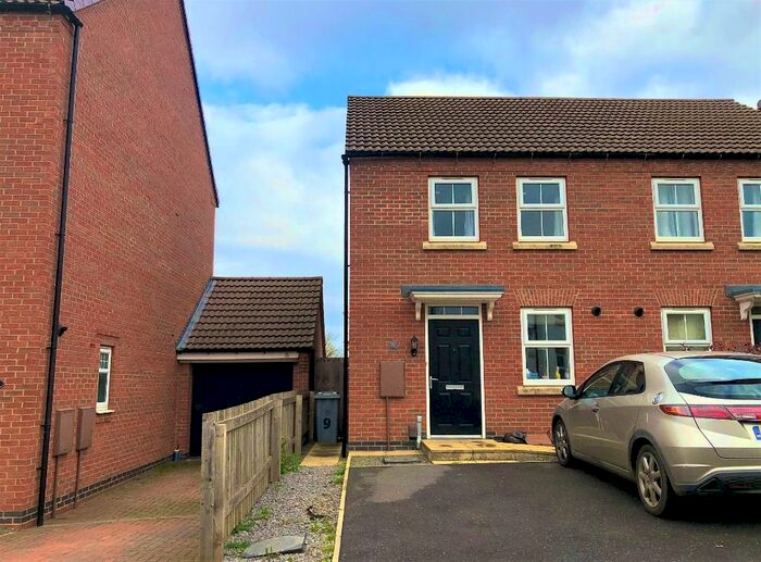 2 Bedroom Semi-Detached House To Rent In Knaresborough Drive, Grantham, NG31