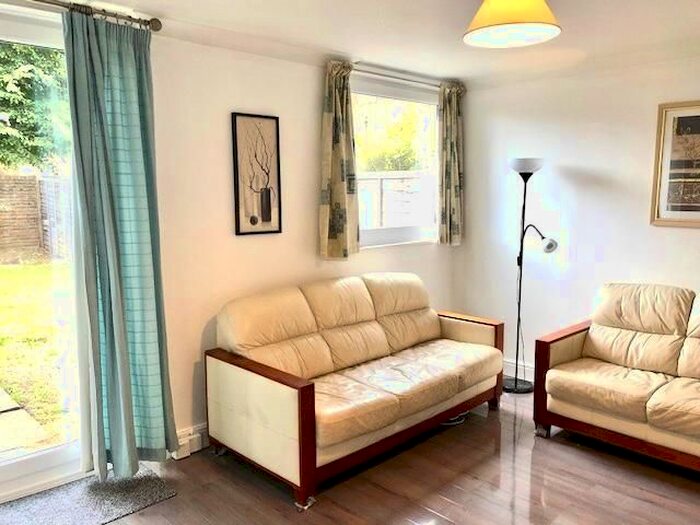 3 Bedroom Maisonette To Rent In Fenwick Place, London, SW9