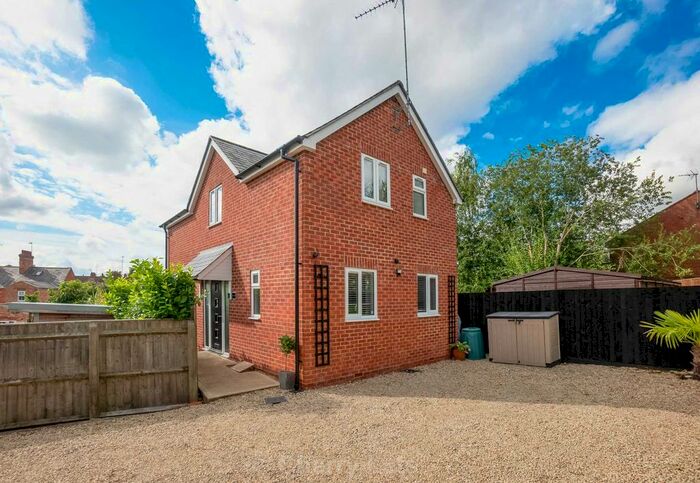 2 Bedroom Detached House To Rent In Northcot Lane, Banbury, OX16