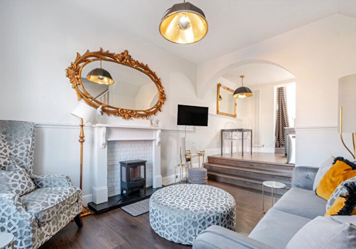 2 Bedroom Terraced House To Rent In Sandy Lane, CH3