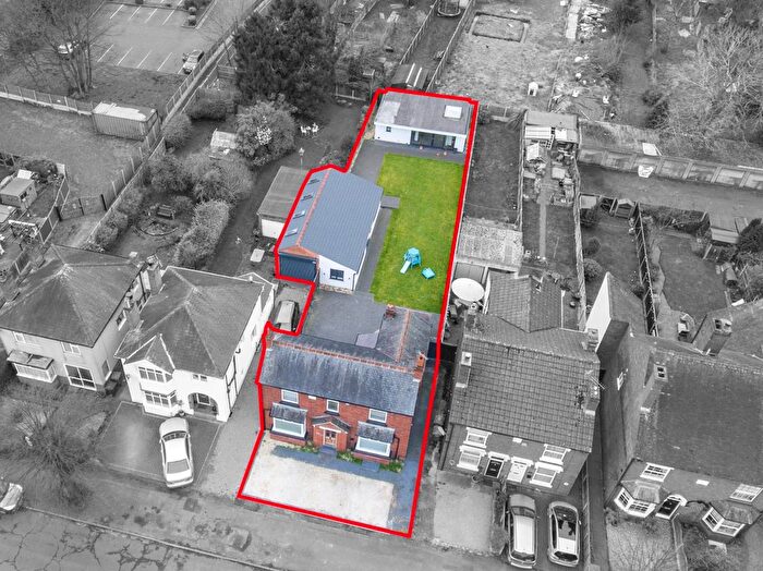 4 Bedroom Detached House For Sale In Neville Avenue, Kidderminster, Worcestershire, DY11