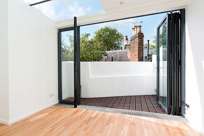 2 Bedroom Semi-Detached House To Rent In Holly Mount, London, NW3