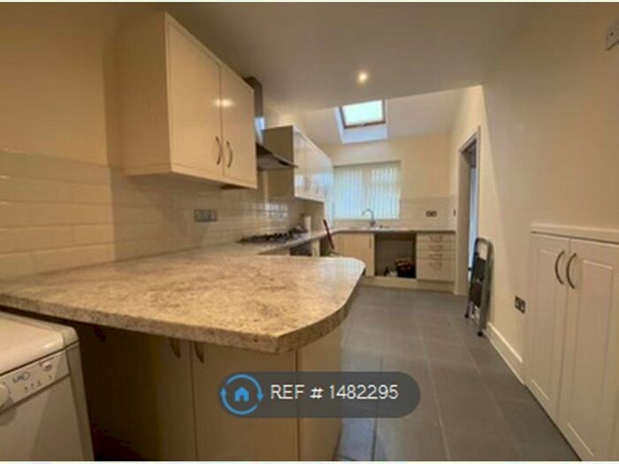 2 Bedroom Semi-Detached House To Rent In Glebe Close, Mountsorrel, Loughborough, LE12