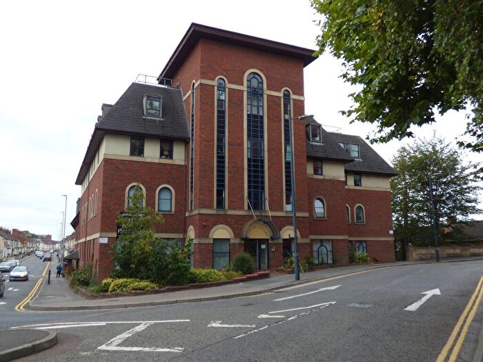 1 Bedroom Apartment To Rent In Curtis Street, Swindon, SN1