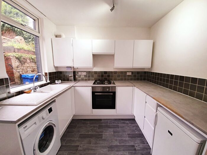2 Bedroom Property To Rent In Loxley New Road, Sheffield, S6