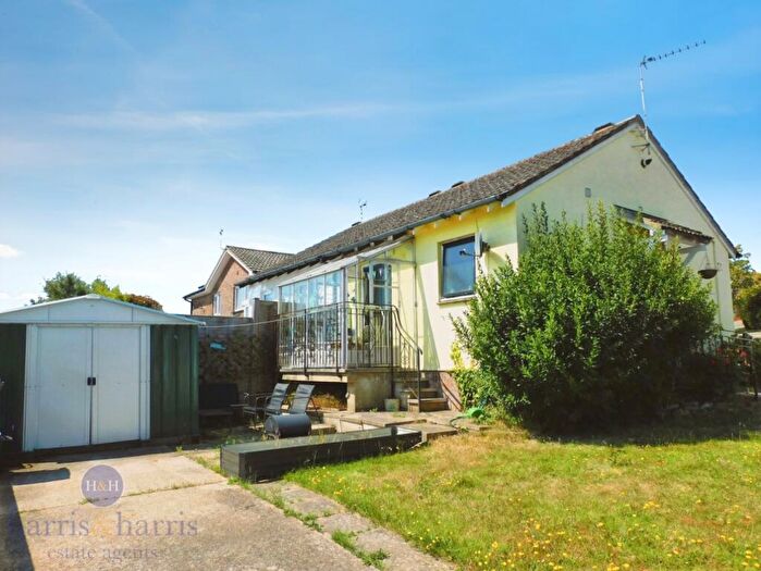 1 Bedroom Semi-Detached Bungalow For Sale In Ash Grove, Seaton, EX12