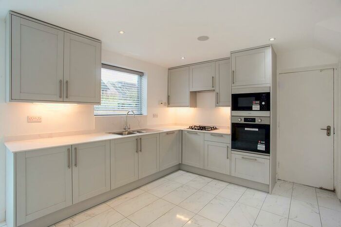 4 Bedroom Semi-Detached House To Rent In Webster Close, Oxshott, KT22