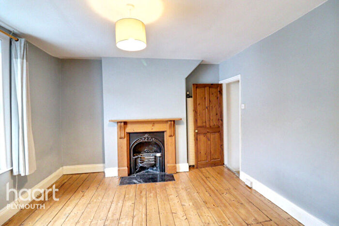 2 Bedroom Terraced House To Rent In Fremantle Place, Plymouth, PL2