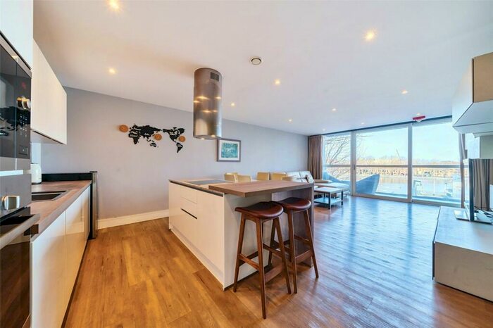 2 Bedroom Apartment To Rent In Tavern Quay, Rope Street, Surrey Docks, SE16