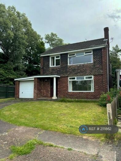 3 Bedroom Detached House To Rent In Cliff Closes Road, Scunthorpe, DN15