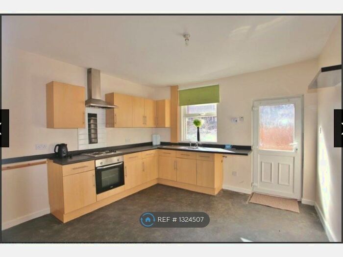 2 Bedroom Terraced House To Rent In Barnsley Road, Wombwell, Barnsley S73