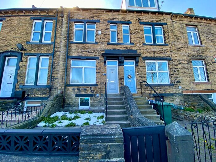 4 Bedroom Terraced House For Sale In Cavendish Road, Idle, Bradford, BD10