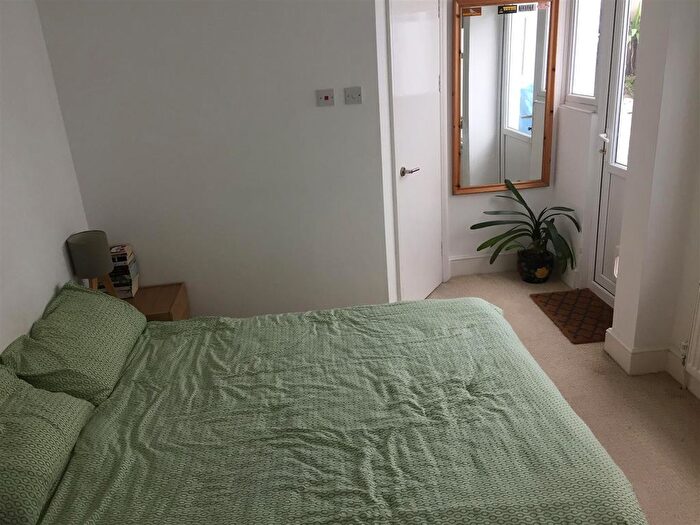 1 Bedroom Flat To Rent In St Andrews Road, Brighton, East Sussex, BN1