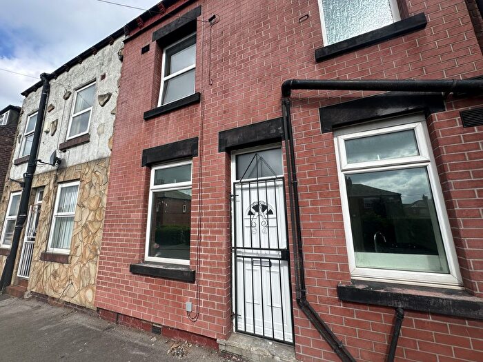 2 Bedroom Terraced House To Rent In Temple View Terrace, East End Park, Leeds, LS9