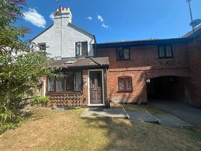 1 Bedroom Apartment For Sale In Spring Gardens Road, High Wycombe, HP13