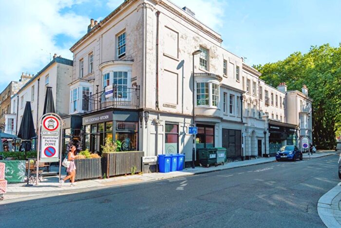 2 Bedroom Flat For Sale In Latimer Street, Southampton, Hampshire, SO14