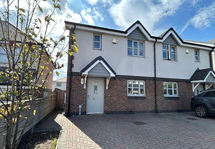 3 Bedroom Semi-Detached House For Sale In Parc Pentywyn, Deganwy, LL31