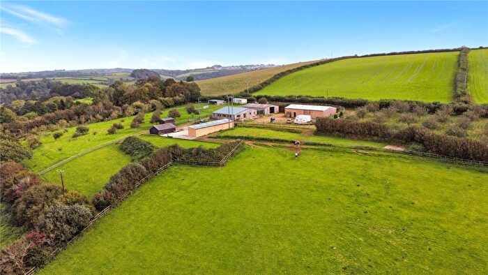 3 Bedroom Detached House For Sale In Duloe, Liskeard, PL14