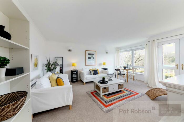 2 Bedroom Apartment To Rent In Adderstone Crescent, Jesmond, NE2