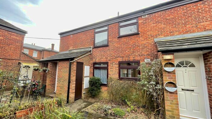 1 Bedroom Flat To Rent In Dry Bank Road, Tonbridge TN10