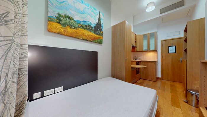 Studio To Rent In Cartwright Gardens, London, WC1H