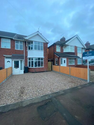 3 Bedroom Semi-Detached House To Rent In Broad Avenue, Leicester LE5