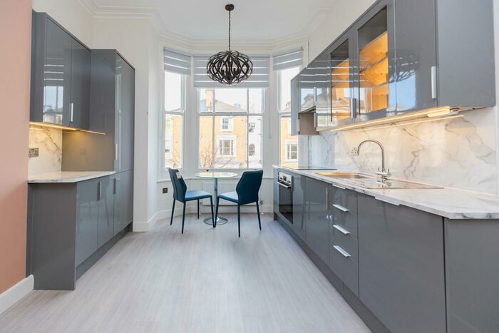 2 Bedroom Apartment To Rent In St. John's Grove, Archway, London, N19