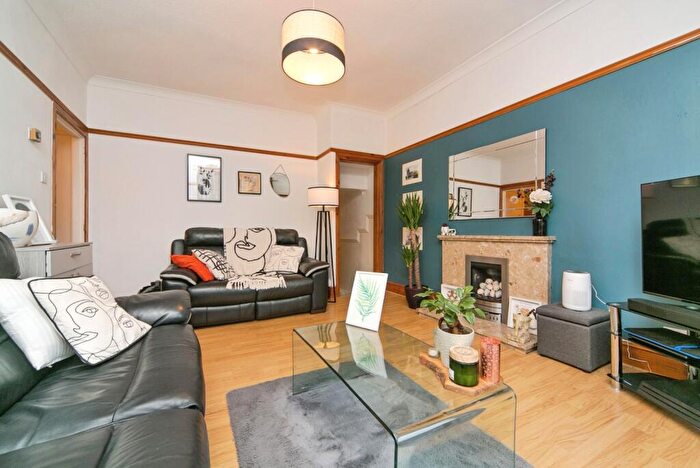 1 Bedroom Flat For Sale In Abergele Road, Old Colwyn, Conwy, Colwyn Bay, LL29