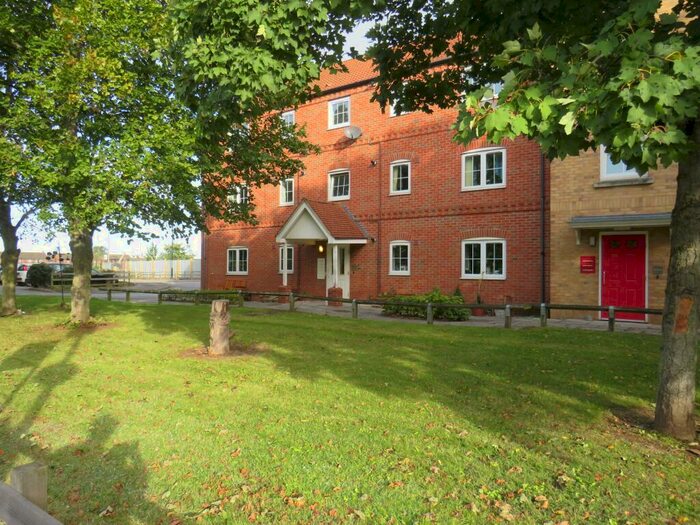 2 Bedroom Apartment To Rent In Lancaster Court, Auckley, Doncaster, DN9
